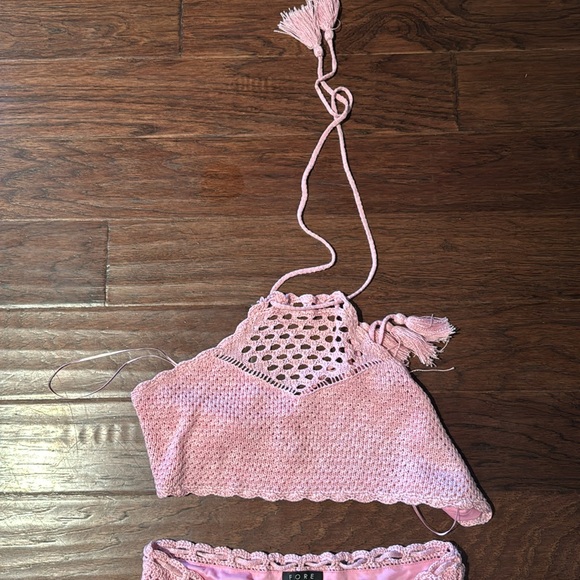 Carrington Crochet Set - Picture 5 of 6